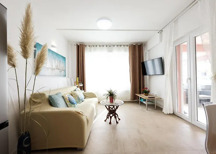 Puntamika De Rosa - Ground Floor