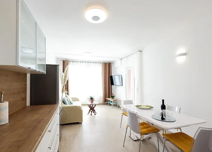 Puntamika De Rosa - Ground Floor Appartement