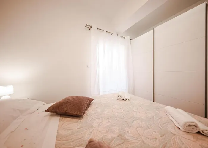 Puntamika De Rosa - Ground Floor Appartement Zadar